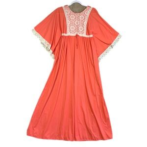 Vtg GILEAD Long Nylon‎ Satin Negligee Peignoir Gown M Coral Coquette Fairy EUC